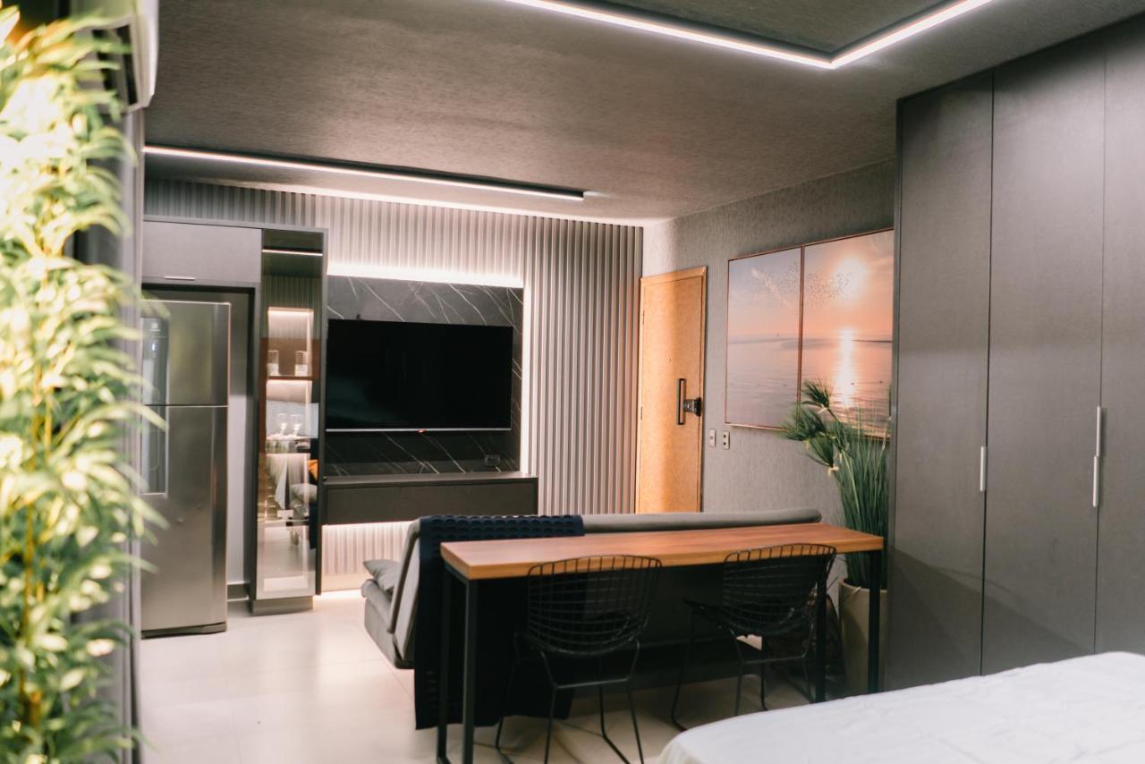 Flat Bristol 911 Aparthotel Goiania Bagian luar foto